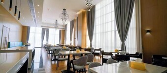 Baise Jiantong Yue Hotel (High-speed Railway Station)