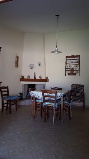 Dining - House / Villa - Villasimius (Villasimius)
