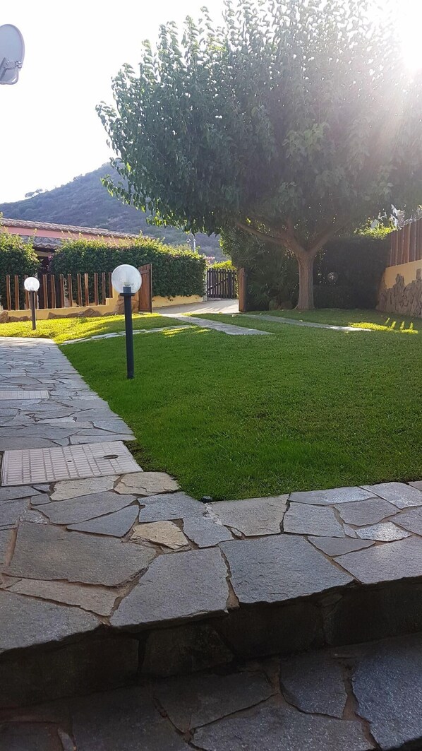 Property grounds - House / Villa - Villasimius (Villasimius)