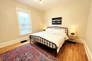 3 Schlafzimmer, Bügeleisen/Bügelbrett, Reisekinderbett, WLAN