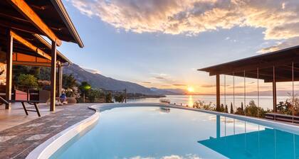 Vue Magique, Villa Asproneri, Kamena Vourla