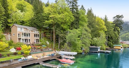 Spacious, 3-story lakefront condo with unmatched views, 2 decks, canoe & dock