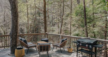 Glamp Blue Ridge - Dome 6, Jane. Escape to a dome on the falls