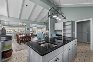 Fridge, microwave, oven, stovetop - 5527 Blue Skies and Tailwinds * Canalfront (Kill Devil Hills)