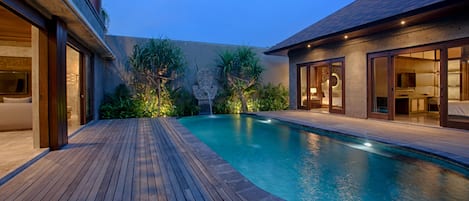 PRESIDENTIAL Three Bedroom Private Pool Villa | Garden view