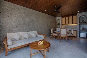 Three Bedroom Private Pool Villa | Coin séjour