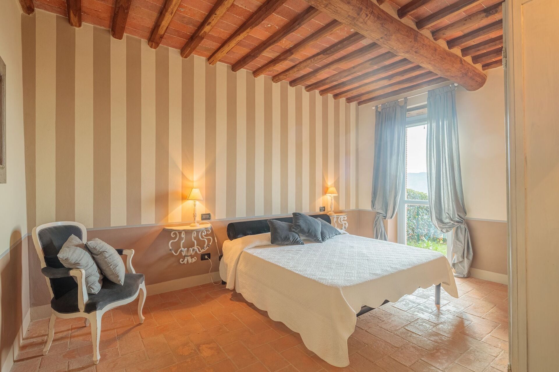 2 chambres, fer et planche à repasser, lit parapluie, Wi-Fi gratuit