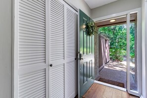 Interior - Fairway Oaks Villa - Access Private Resort Beaches! (Fernandina Beach)