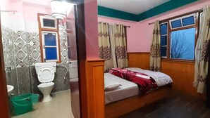 Room - Hotel Nirvana (Chungthang)