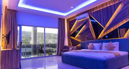 The Platinum Bay Hotel