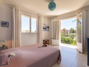 2 bedrooms, internet