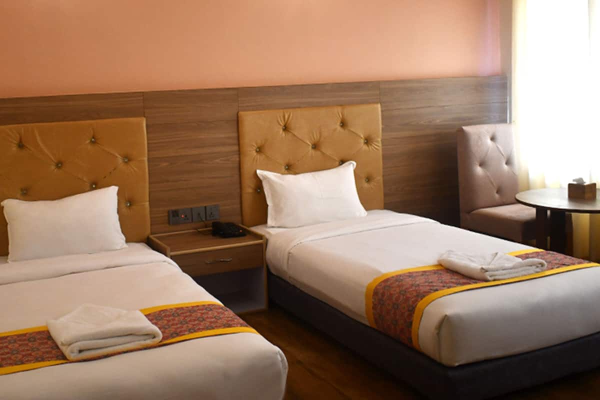 Premium bedding, individually decorated, individually furnished, desk