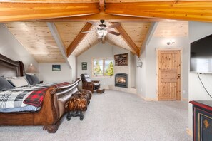 4 soverom, reiseseng for barn, wi-fi og sengetøy