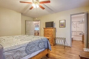 3 bedrooms, WiFi, bed sheets