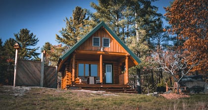 Log Cabin On the Lake B&B