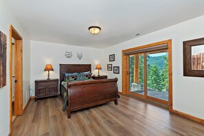 5 bedrooms, WiFi