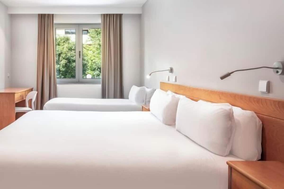 1 bedroom, in-room safe, desk, free WiFi