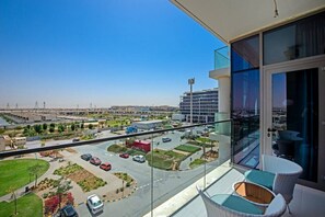 Property grounds - DAMAC HILLS, Loreto 1 B - 502B · Bright and spacious apartment in DAMAC HILLS (دبي)