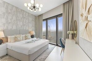 3 Schlafzimmer, Schreibtisch, Bügeleisen/Bügelbrett, Reisekinderbett
