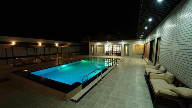 Piscine extérieure