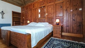 Deluxe Double Room, 1 King Bed | Desk, laptop workspace, free WiFi - BİBER EVİ (Ayvacik)