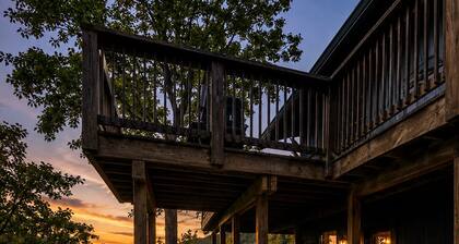 Ski Slope Views Hot Tub & Best Resort Spot!