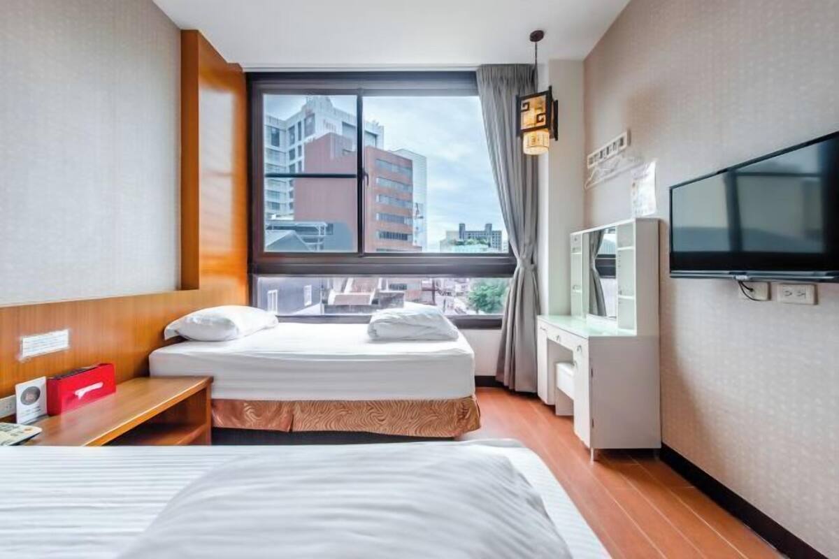 Sistema de insonorización, wifi gratis y ropa de cama 