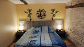 1 chambre, Wi-Fi gratuit, draps fournis