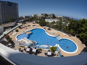 Pool - Paraiso del Sur Studio Apartment with Sea View, Shared Pool, and Wi-Fi (Adeje)