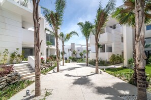 Property grounds - Apartment 'Avec Vues Sur Marbella' with Sea View, Wi-Fi and Air Conditioning (Ojén)