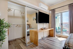 1 slaapkamer, een strijkplank/strijkijzer, gratis wifi, beddengoed