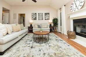 Smart TV, fireplace, offices