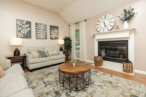 Smart TV, fireplace, offices