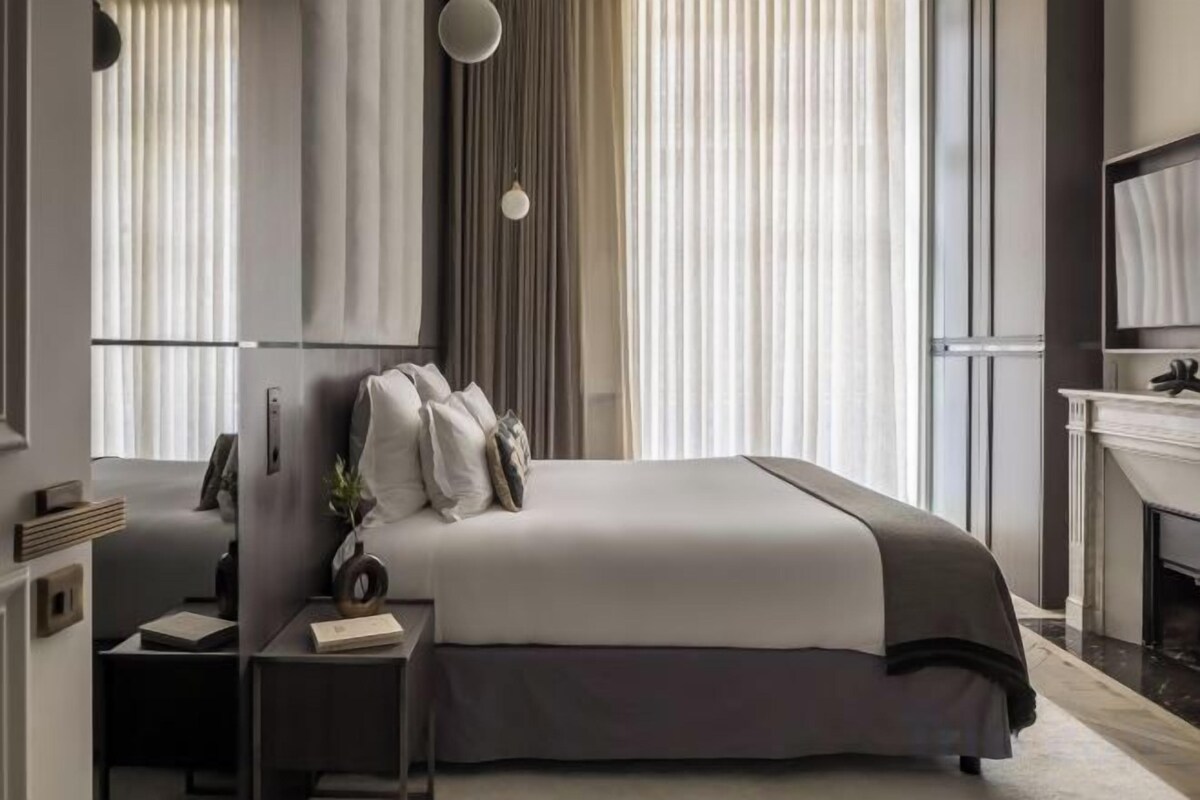 Premium bedding, pillowtop beds, in-room safe, laptop workspace