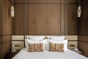 Louvre I | 1 bedroom, premium bedding, pillowtop beds, in-room safe