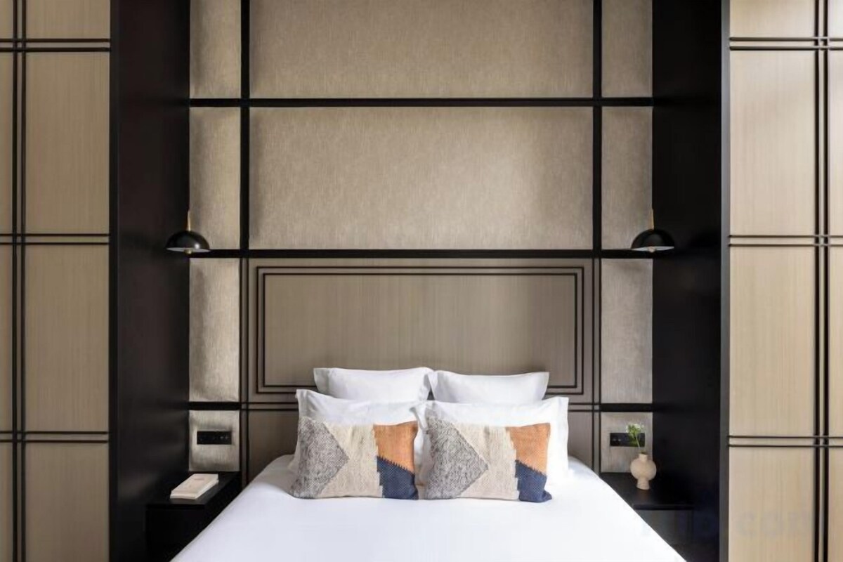 Premium bedding, pillowtop beds, in-room safe, laptop workspace