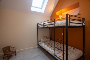 3 chambres, Wi-Fi gratuit, draps fournis