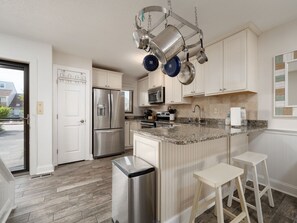 Microondas y lavavajillas 