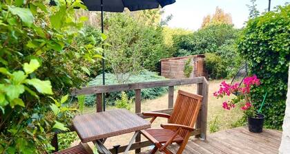 Haven of peace, in the heart of the Luberon, Furnished apartment for 3 people, 5 minutes from Lourmarin