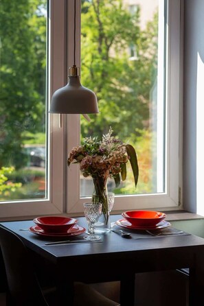 Dining - Białobrzeska 34 Warsaw | Cosy Apartment Close to the Park (Warszawa)