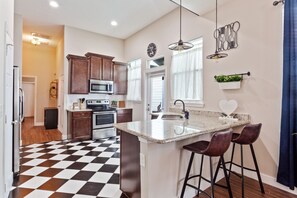 Fridge, microwave, oven, stovetop - “Historic 3BR Porch Home 5 Min to Downtown Jax & Jags Stadium Pet-Friendly (Jacksonville)