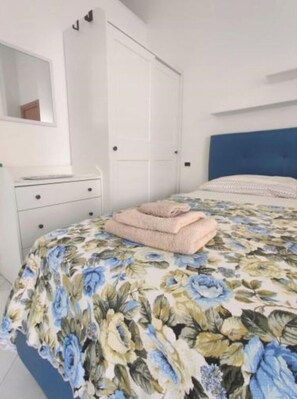 1 bedroom, Internet