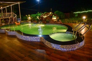 Pool - Glenvista Estate (Mahabaleshwar)