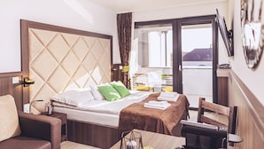 Deluxe Double Room | Premium bedding, memory foam beds, minibar, desk - Park Hotel Bük (Buk)