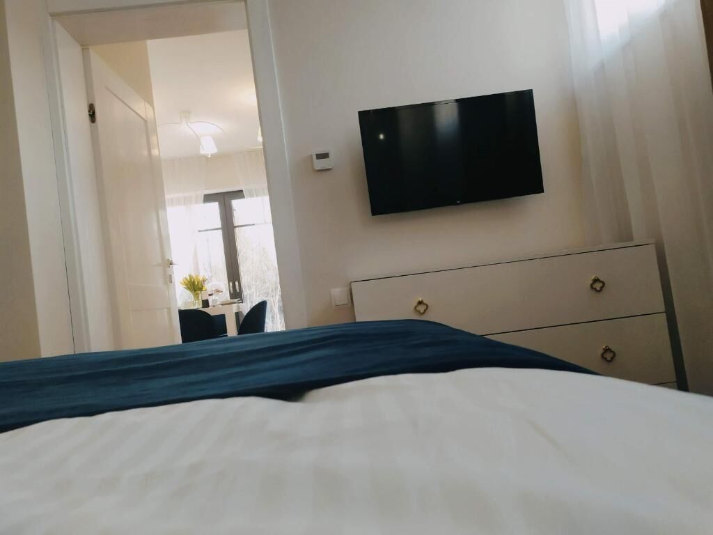 2 多间卧室、WiFi