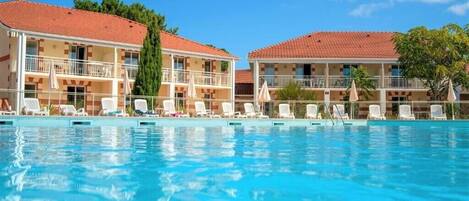 Ulkouima-allas, lämmitetty uima-allas