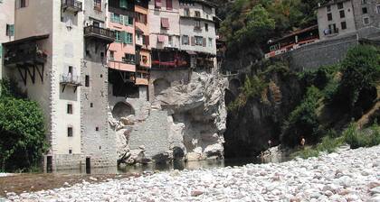 On the road to the 63 bicycle route! And at the foot of the vercors