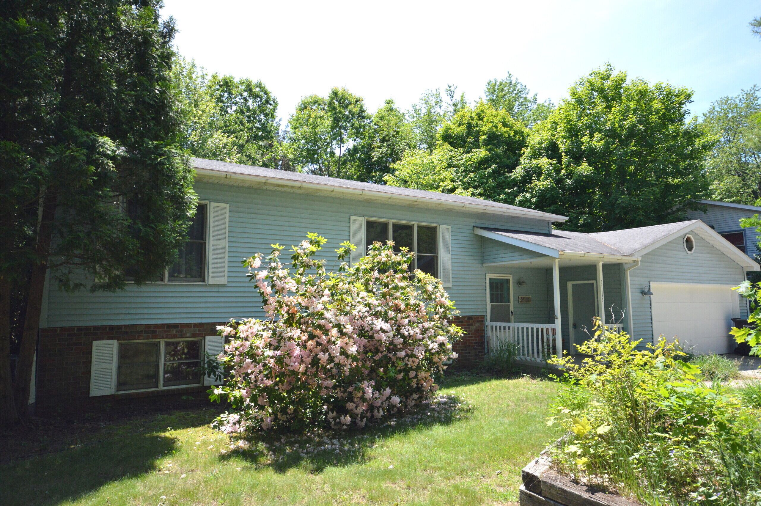 Treasure Island | 4 Bed, 2.5 Bath