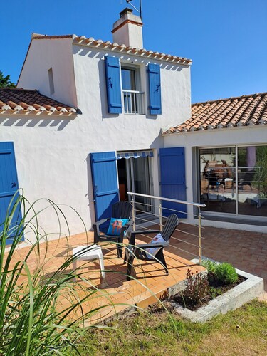 Grande maison pour 6 personnes - 300m de la plage