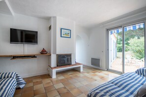 3 chambres, fer et planche à repasser, Wi-Fi gratuit